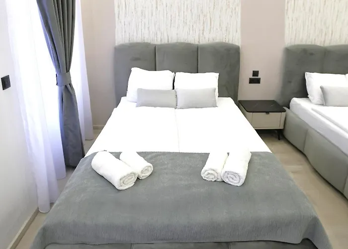 Royal Grand Living With Free Parking Apartament